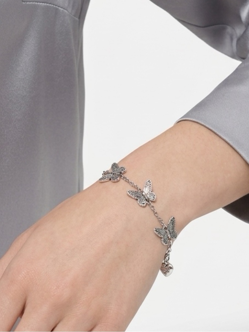Brighton solstice bloom butterfly bracelet. Dainty Retired.
